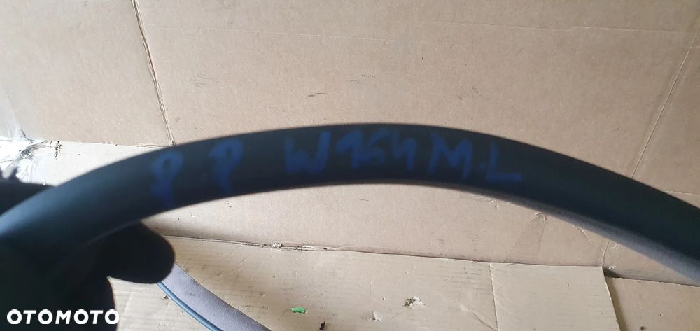 Uszczelka drzwi prawy przód Mercedes ML W164 - 6