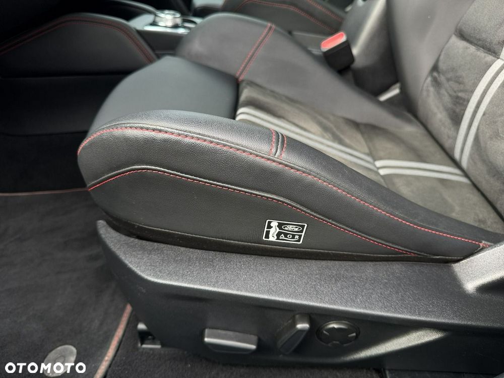 Ford Focus 2.3 EcoBoost ST X - 14