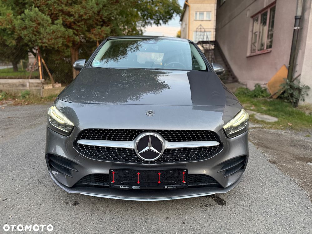 Mercedes-Benz Klasa B 220 4Matic 7G-DCT AMG Line - 39