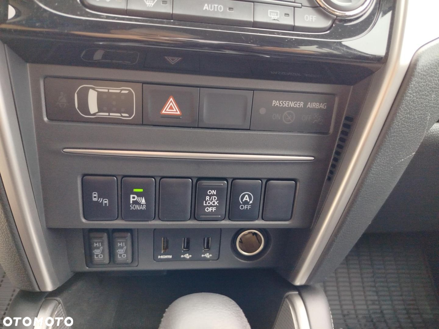 Mitsubishi L200 - 18