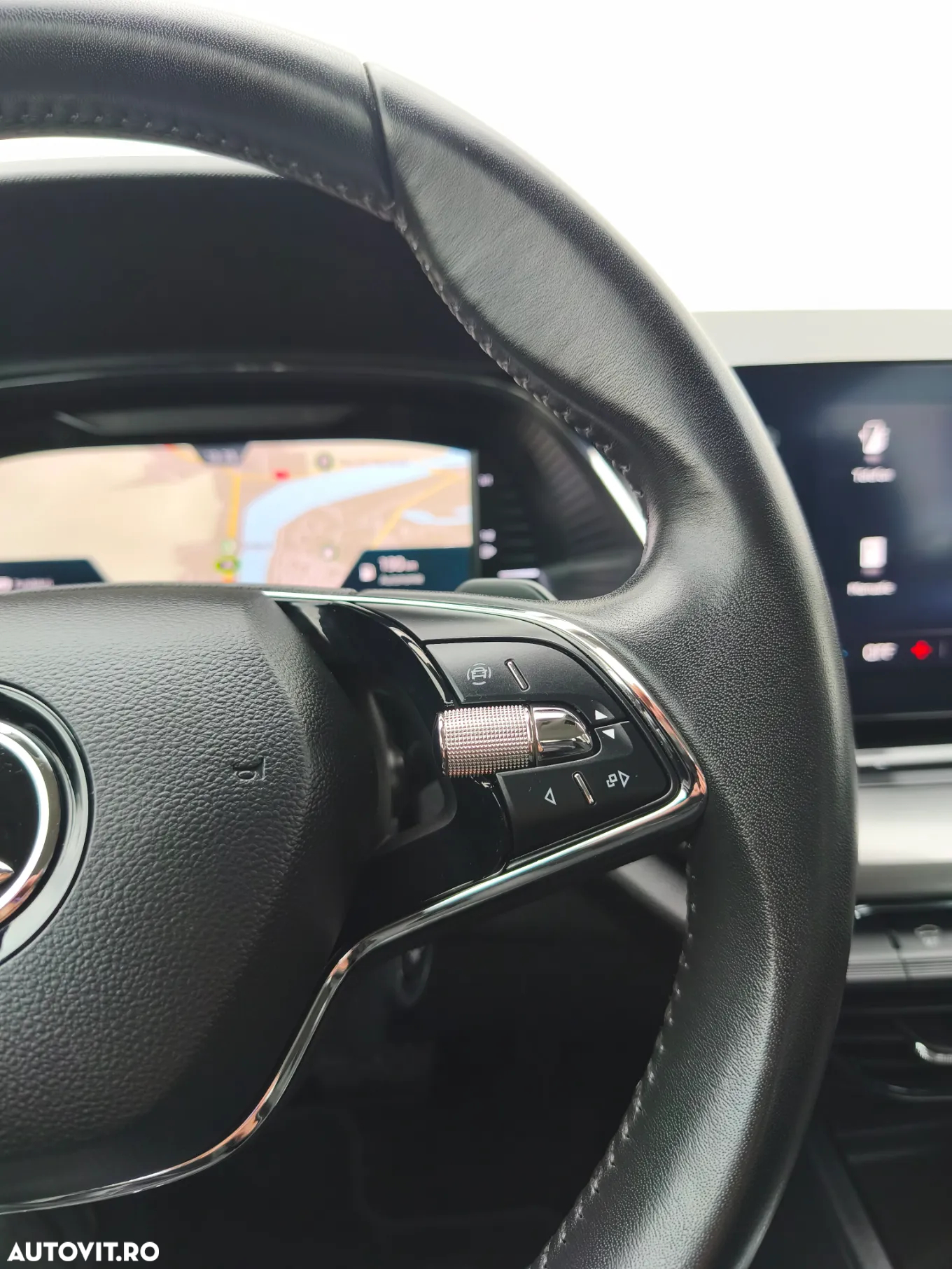 Skoda Octavia Combi 2.0 TDI DSG Exclusive - 12