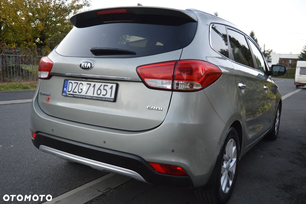 Kia Carens 1.7 CRDi L - 8