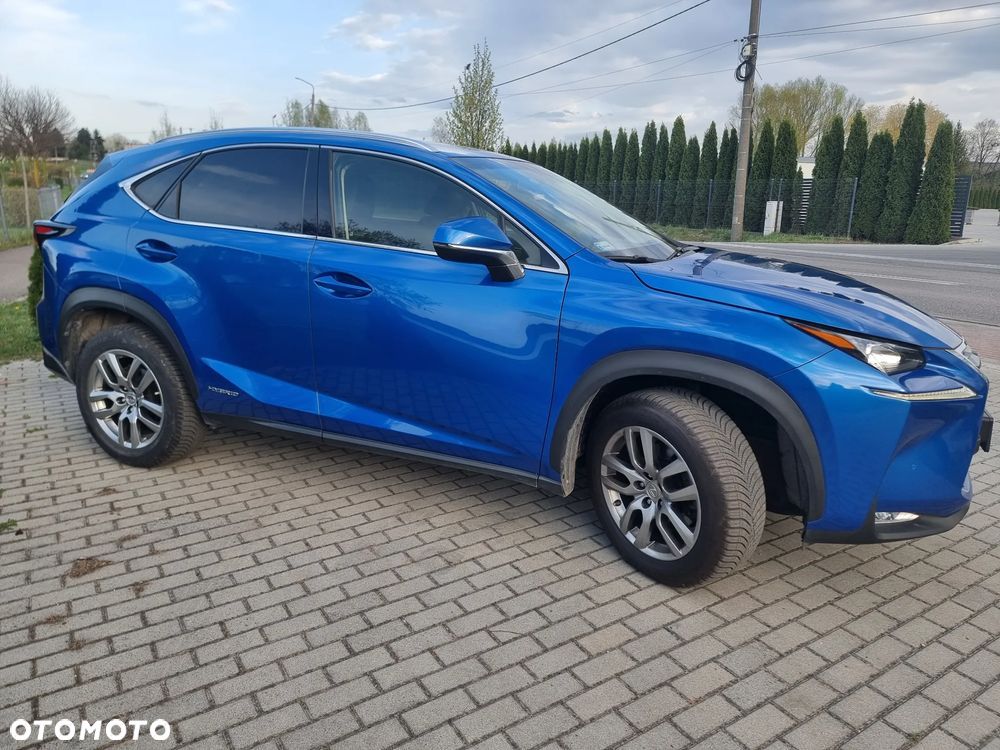 Lexus NX - 9