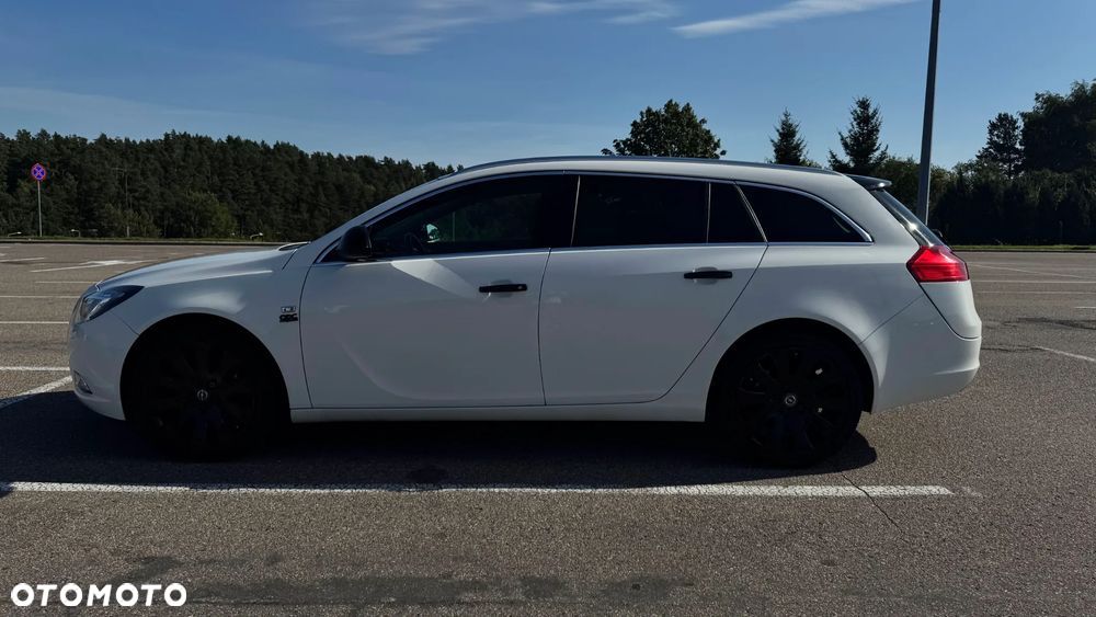 Opel Insignia - 1