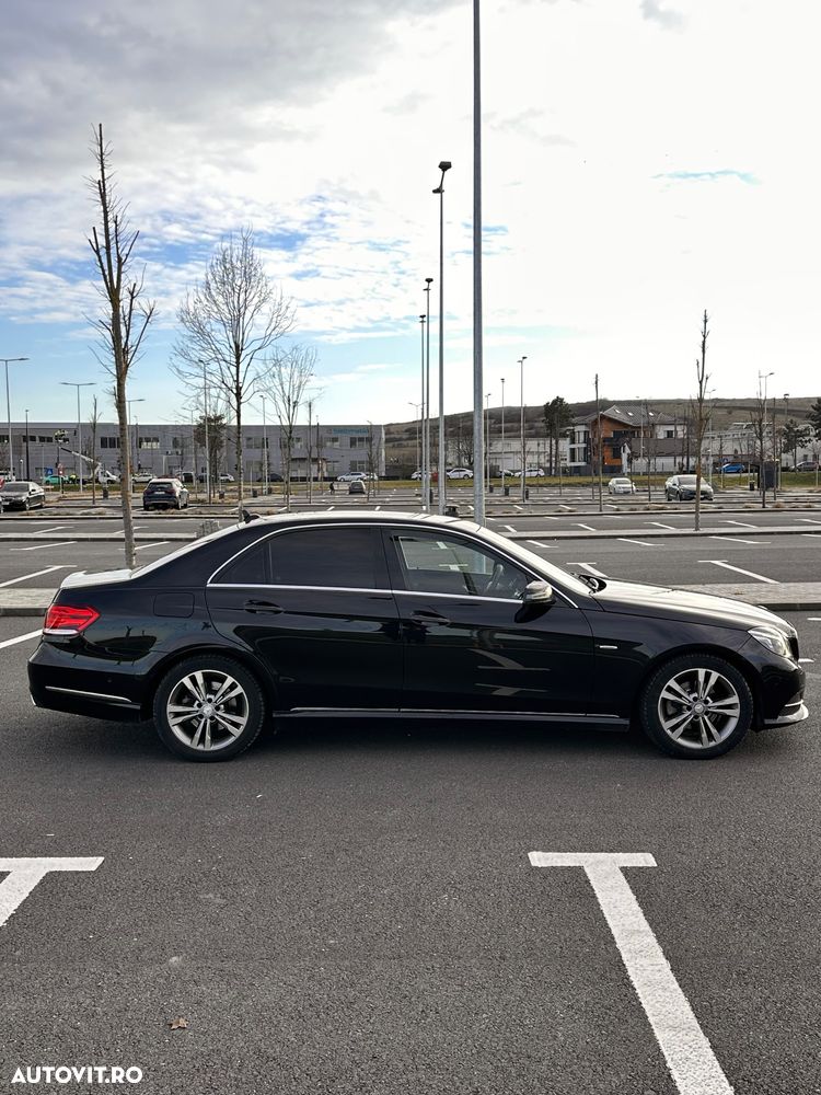 Mercedes-Benz E 200 BlueTEC 7G-TRONIC Elegance - 11
