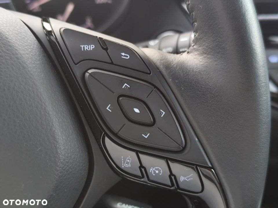 Toyota C-HR - 22