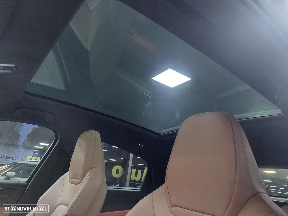 Porsche Cayenne Coupé E-Hybrid - 16