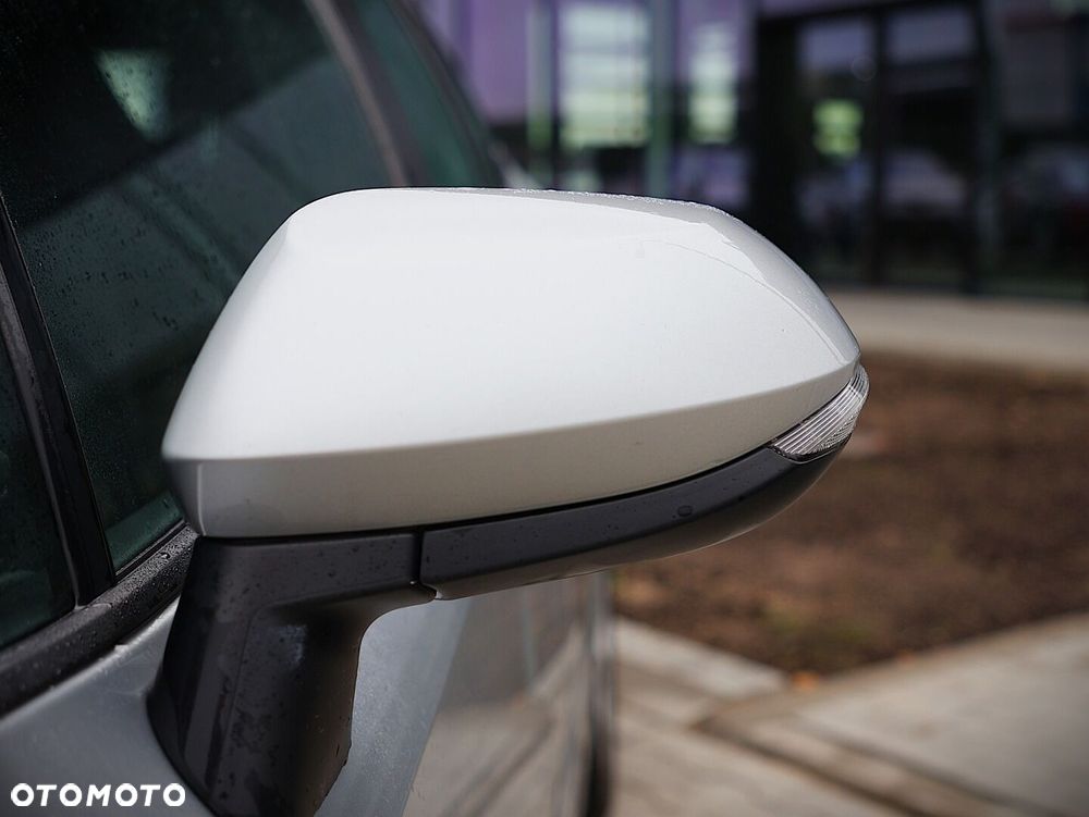 Toyota Corolla 1.8 Hybrid Comfort - 8