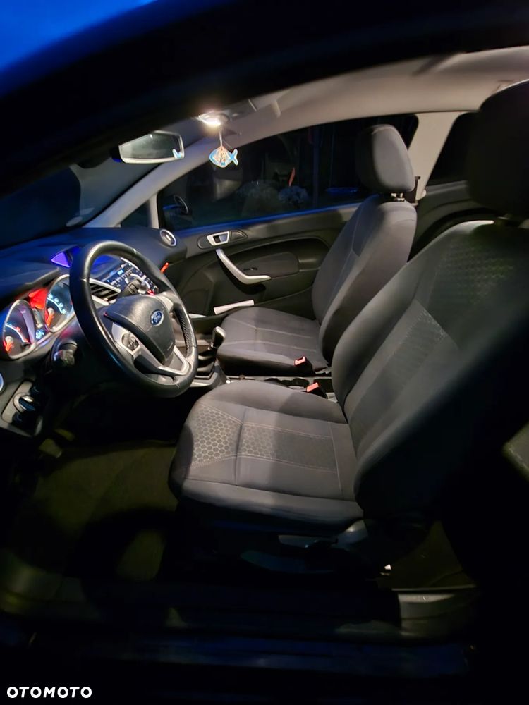 Ford Fiesta 1.6 TDCi DPF Trend - 6