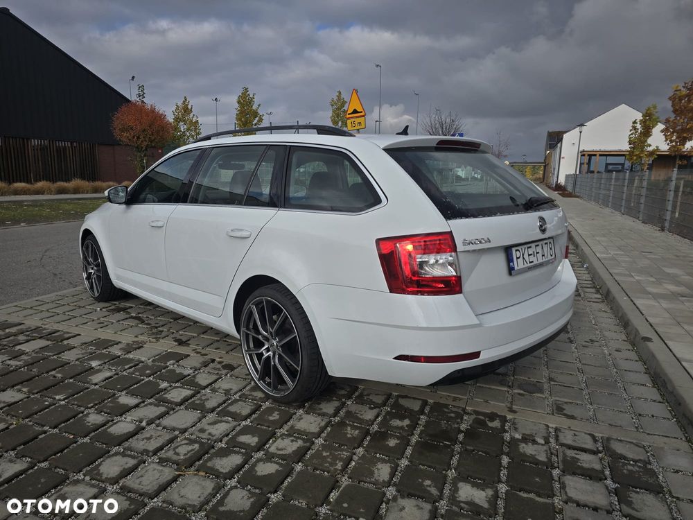 Skoda Octavia 1.5 TSI ACT Business - 6
