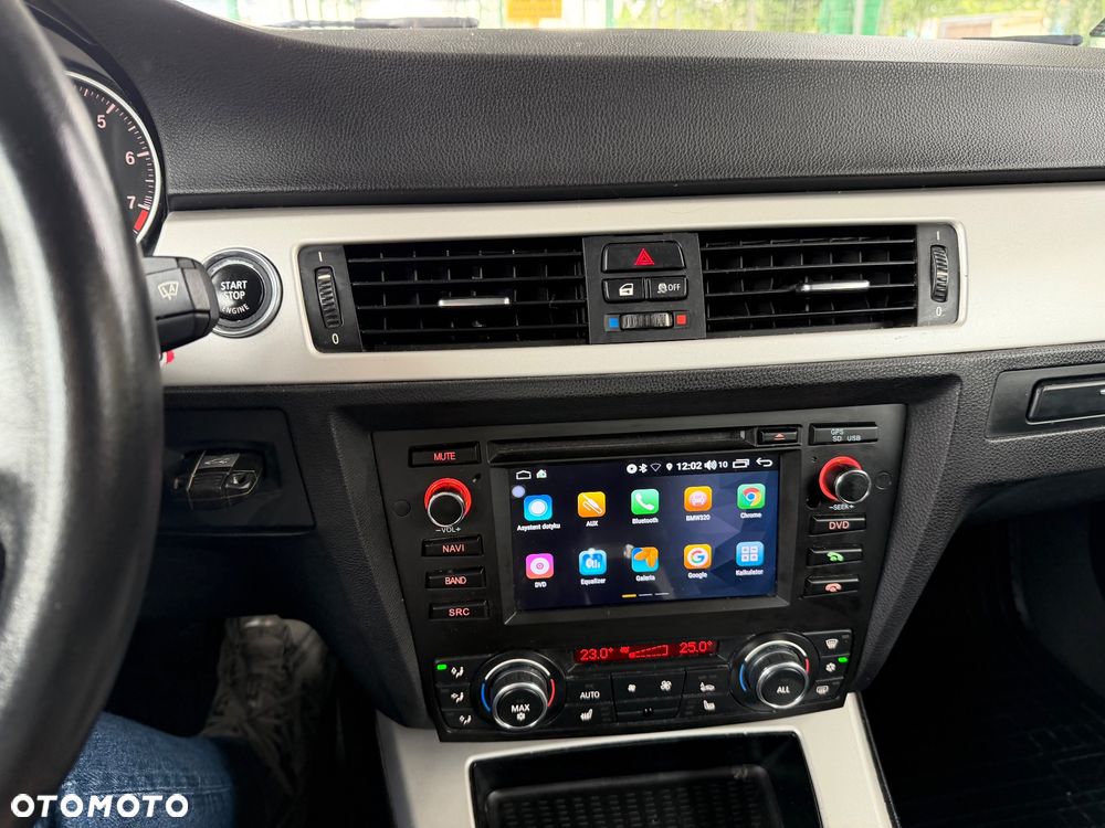 BMW Seria 3 318i - 9