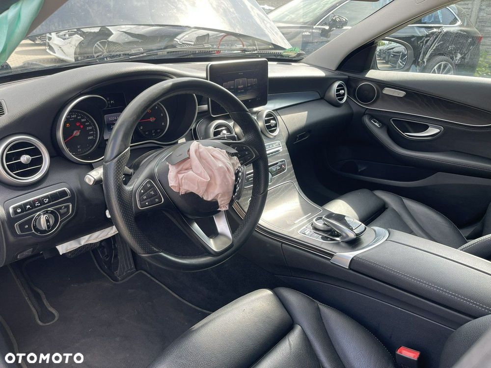 Mercedes-Benz Klasa C 250 (BlueTEC) d 4Matic T 7G-TRONIC Avantgarde - 6