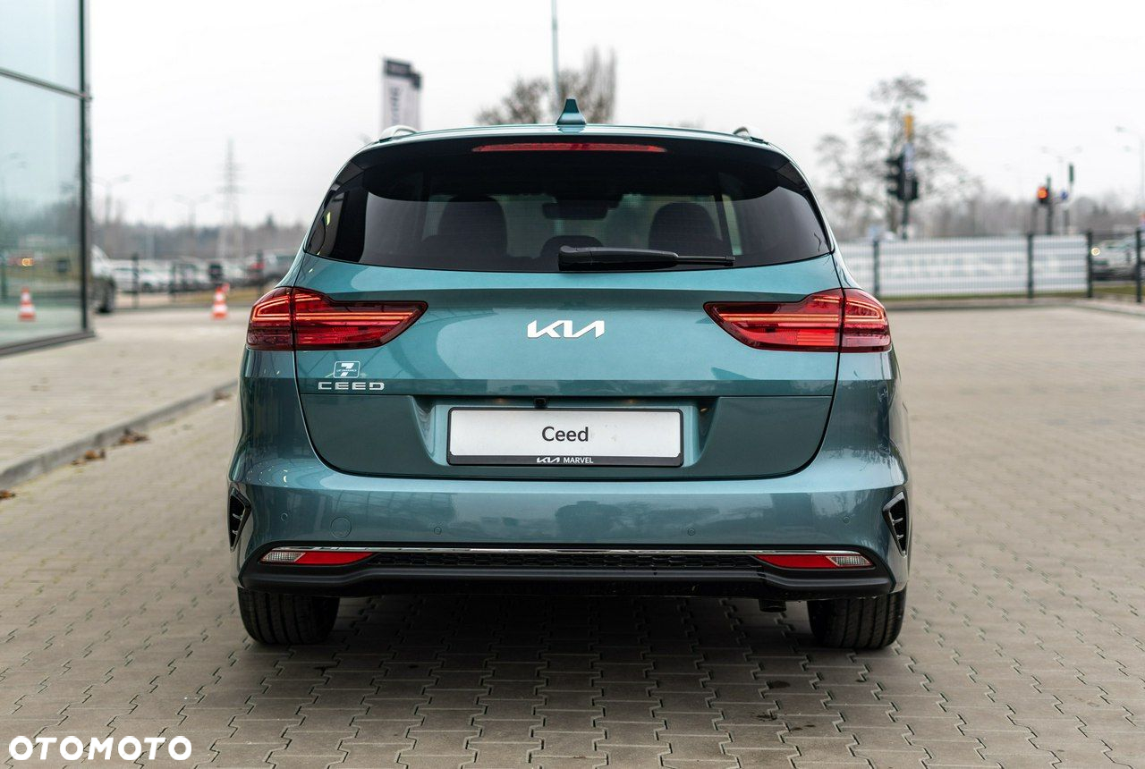 Kia Ceed - 5