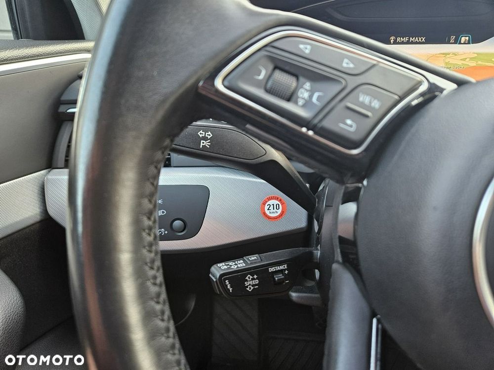 Audi A4 Avant 2.0 TDI ultra S tronic sport - 36