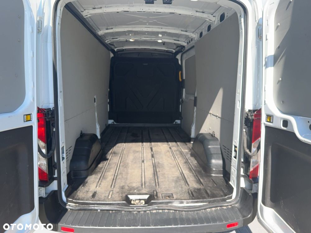 Ford transit - 39
