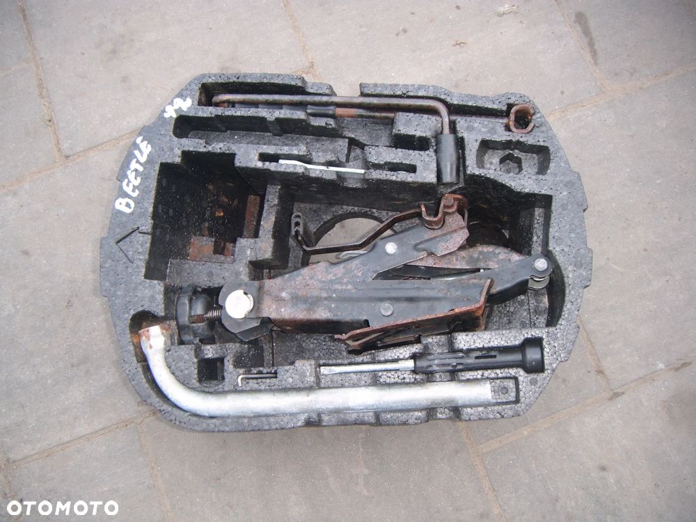 vw beetle 00r lewarek podnoszenia auta z kluczem i wytłoczką - 1