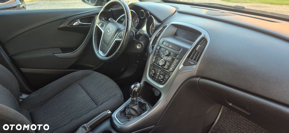 Opel Astra - 4