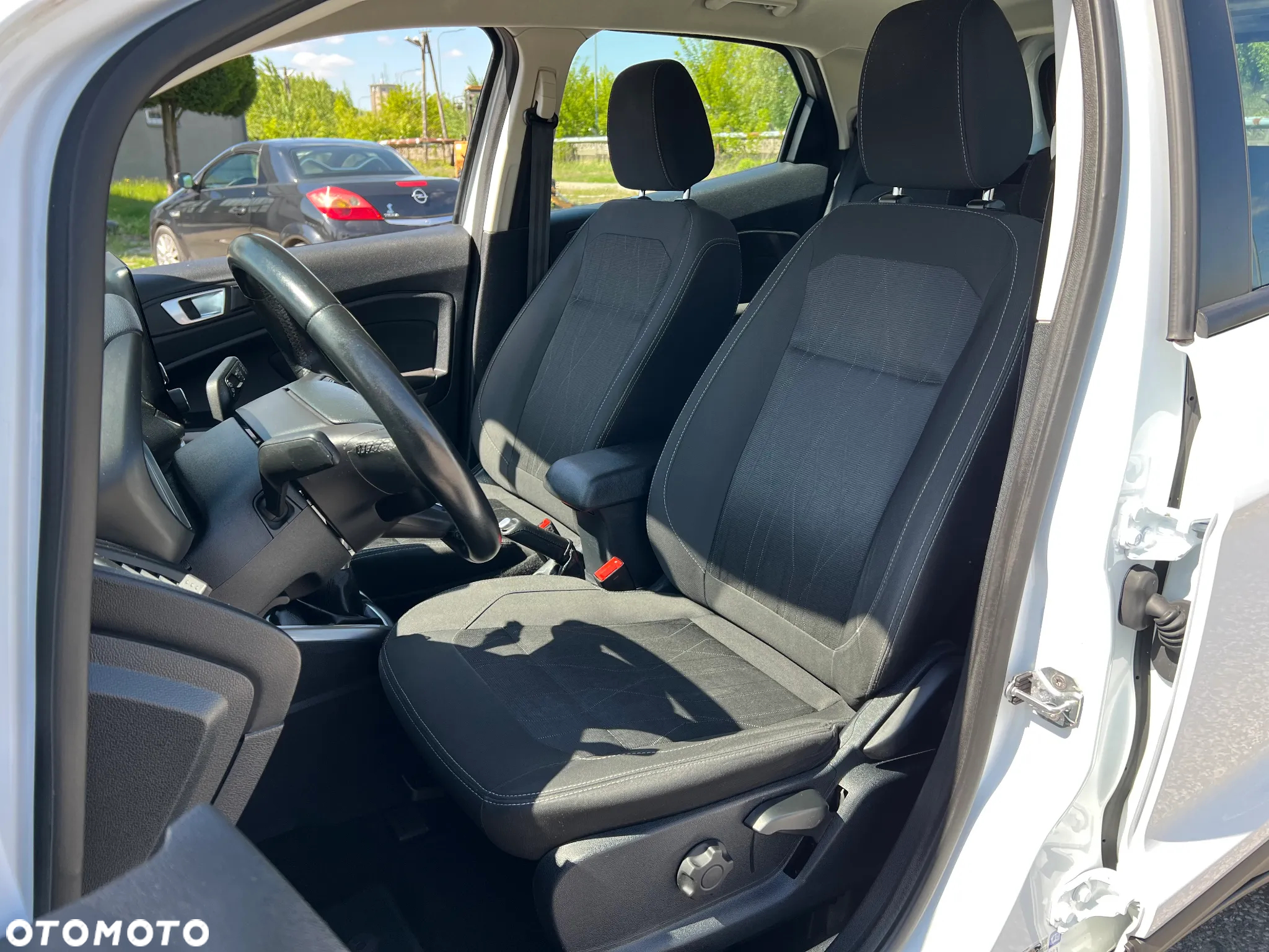 Ford EcoSport 1.0 EcoBoost COOL&CONNECT - 4