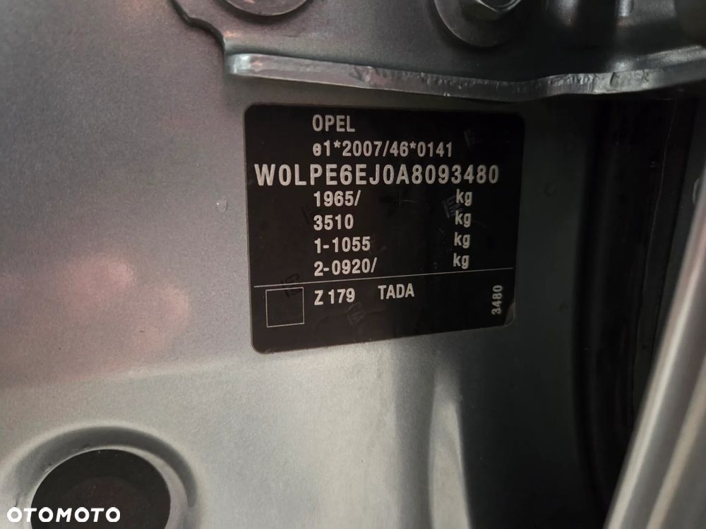 Opel Astra 1.6 Turbo Design Edition - 18