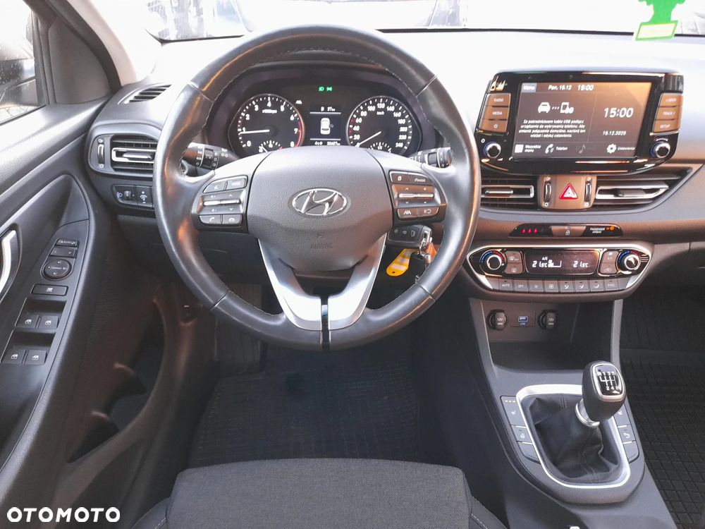 Hyundai i30 1.5 DPI Comfort - 13