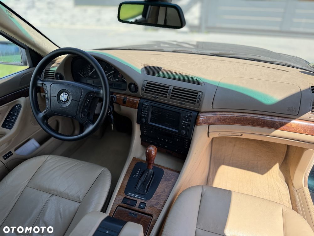 BMW Seria 7 - 6