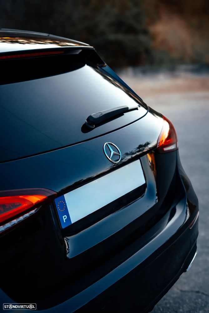 Mercedes-Benz A 180 d 7G-DCT AMG Line - 3