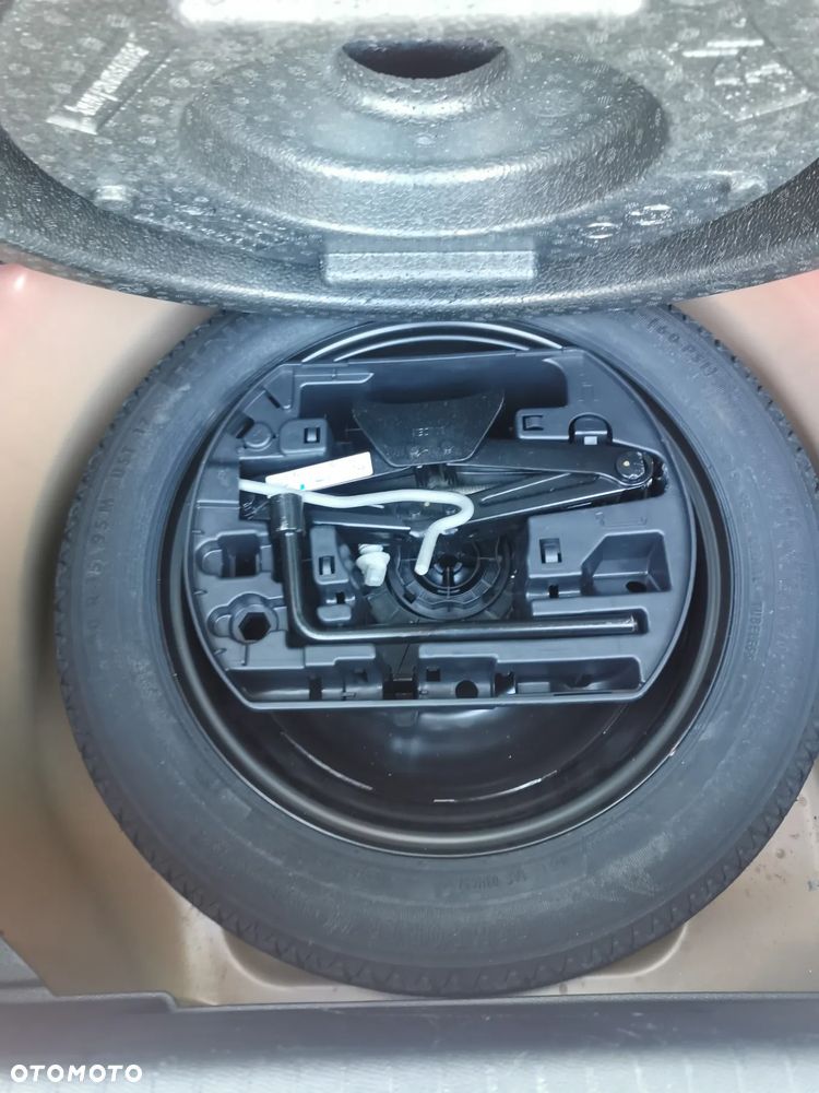 Peugeot 208 1.2 PureTech Allure S&S - 40