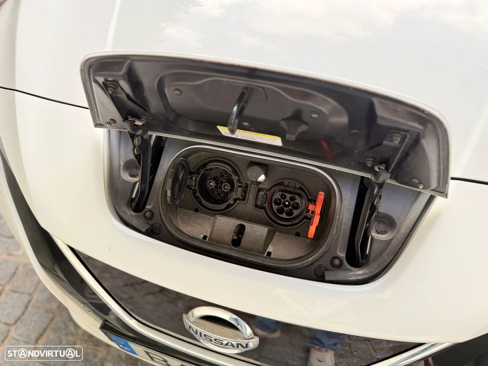 Nissan Leaf Acenta - 30