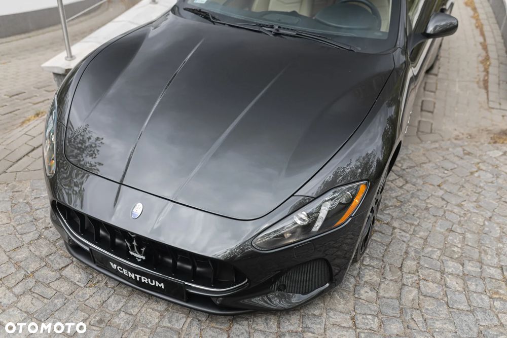 Maserati GranTurismo S - 9