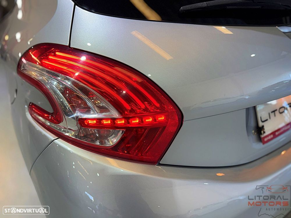 Peugeot 208 1.4 HDi Active - 8