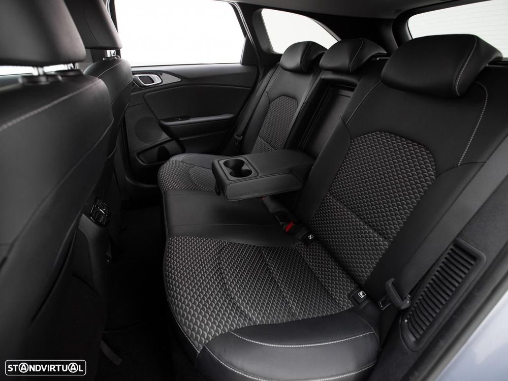 Kia Ceed SW 1.6 GDi PHEV Drive 6DCT - 11