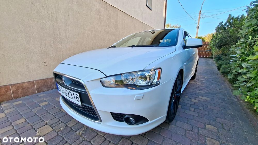 Mitsubishi Lancer 2011 photo 2