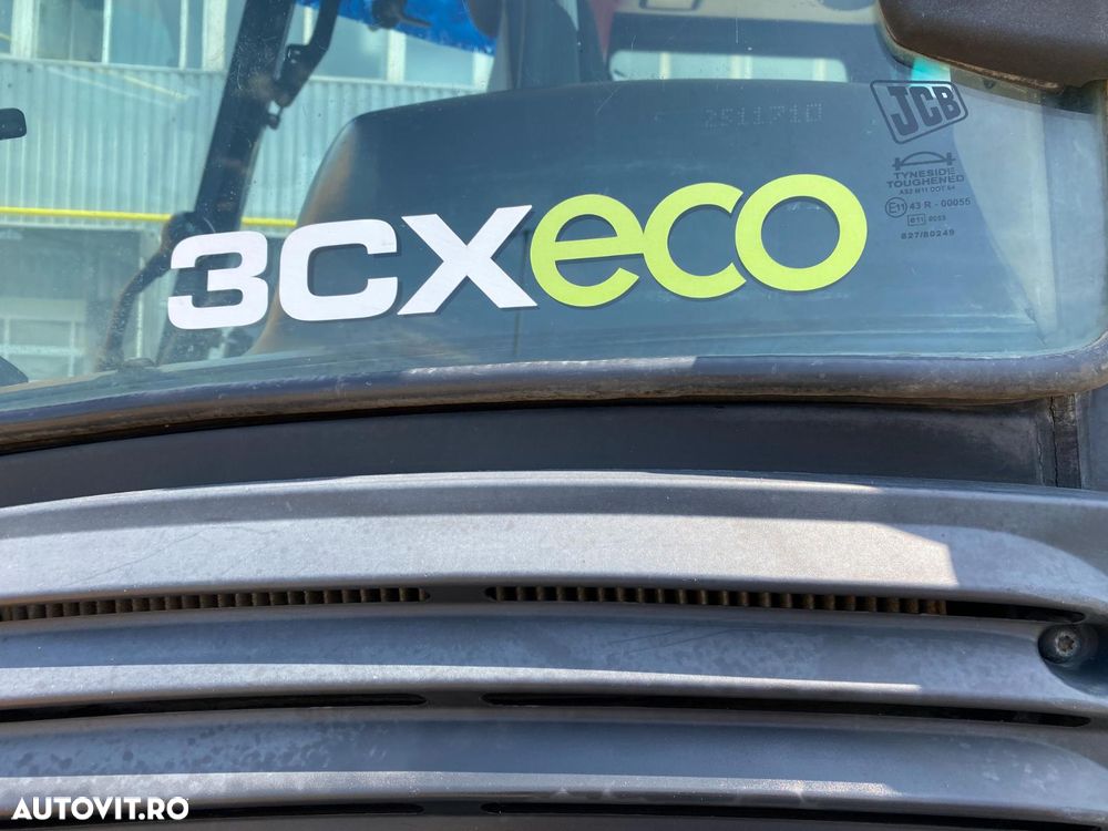 JCB 3CX ECO 4X4 BULDOEXCAVATOR - 26