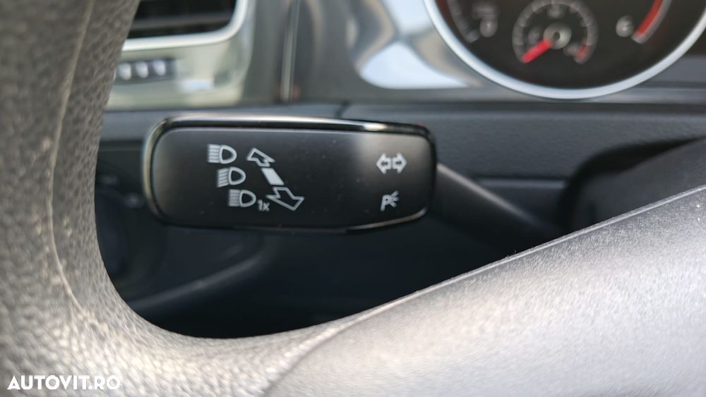 Volkswagen Golf 1.6 TDI Trendline - 15