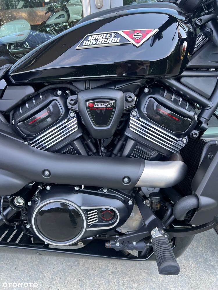 Harley-Davidson Sportster - 6