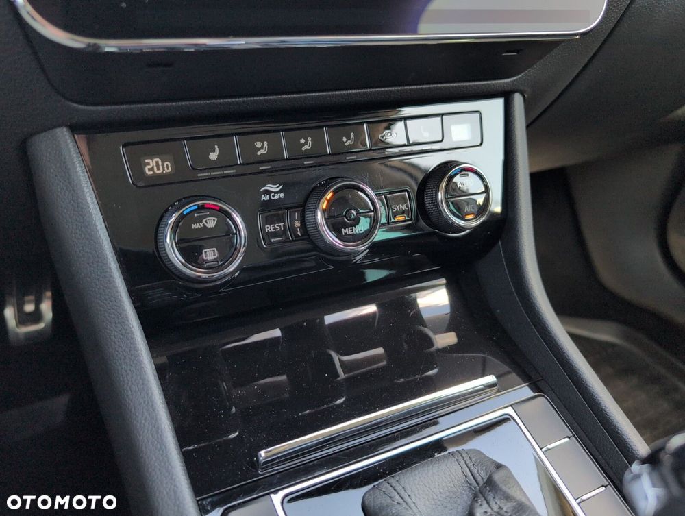 Skoda Superb 2.0 TDI SCR 4x4 L&K DSG - 30