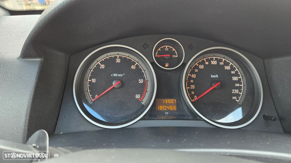 Opel Astra 1.3 CDTI Cosmo - 10