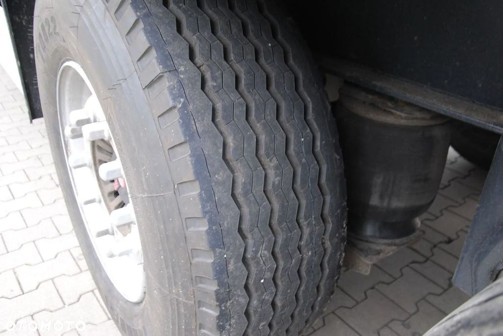 Wielton Podnoszona oś, SAF - 13