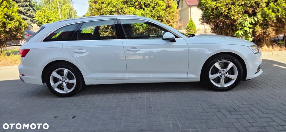 Audi A4 Avant 40 TFSI S tronic - 19