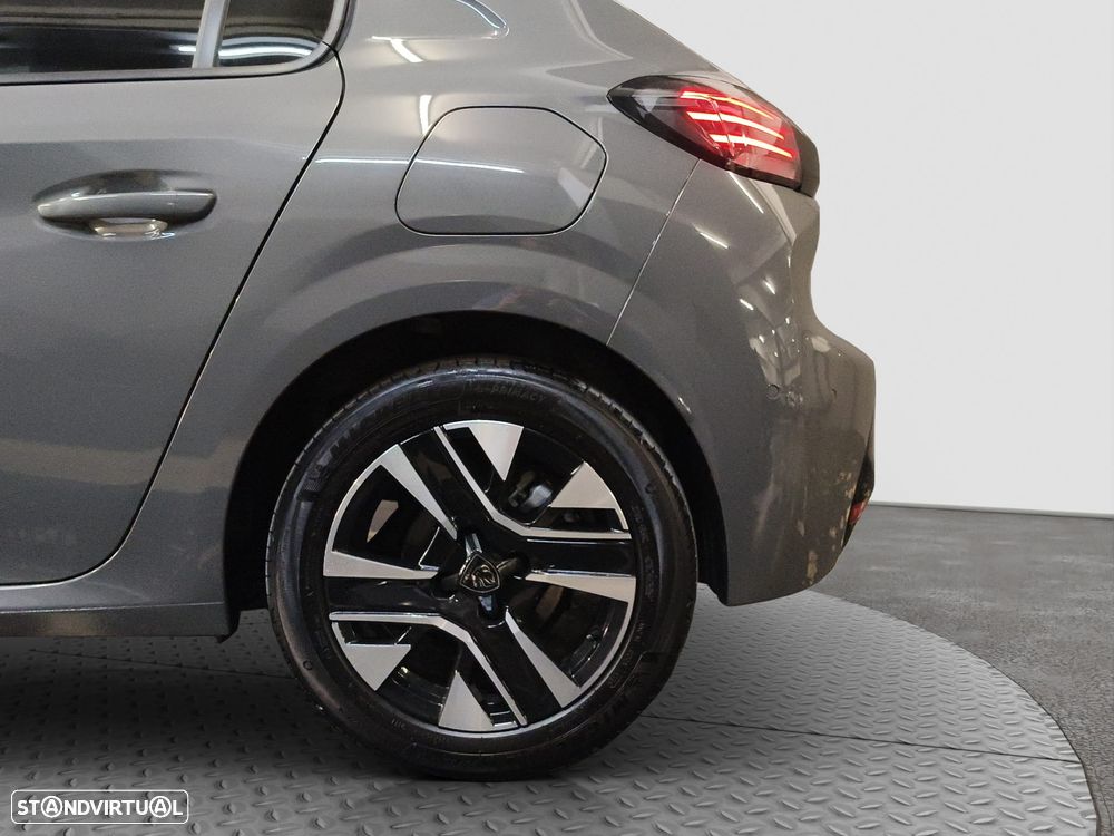 Peugeot 208 1.2 Hybrid Allure e-DCS6 - 41