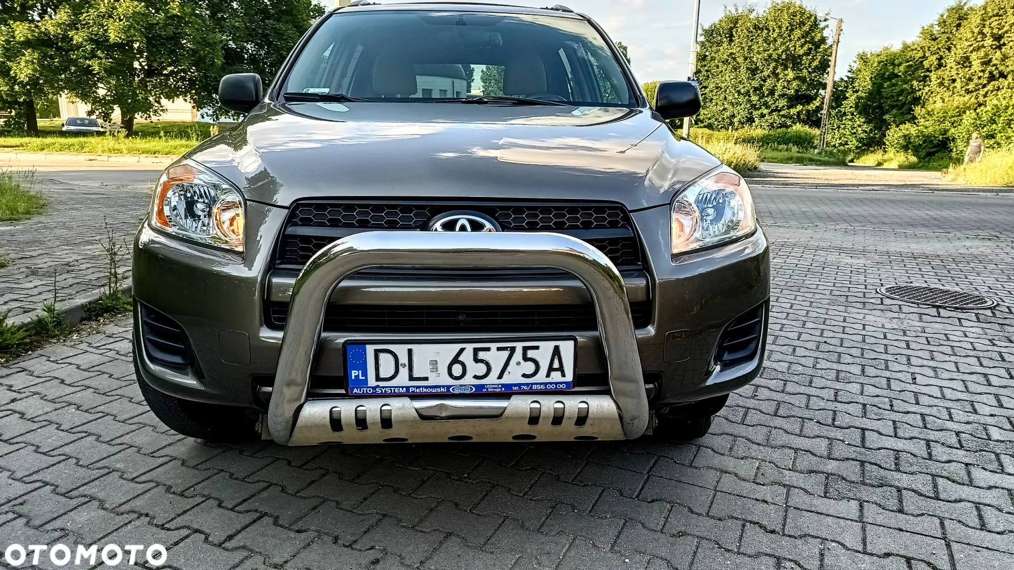 Toyota RAV4 - 25