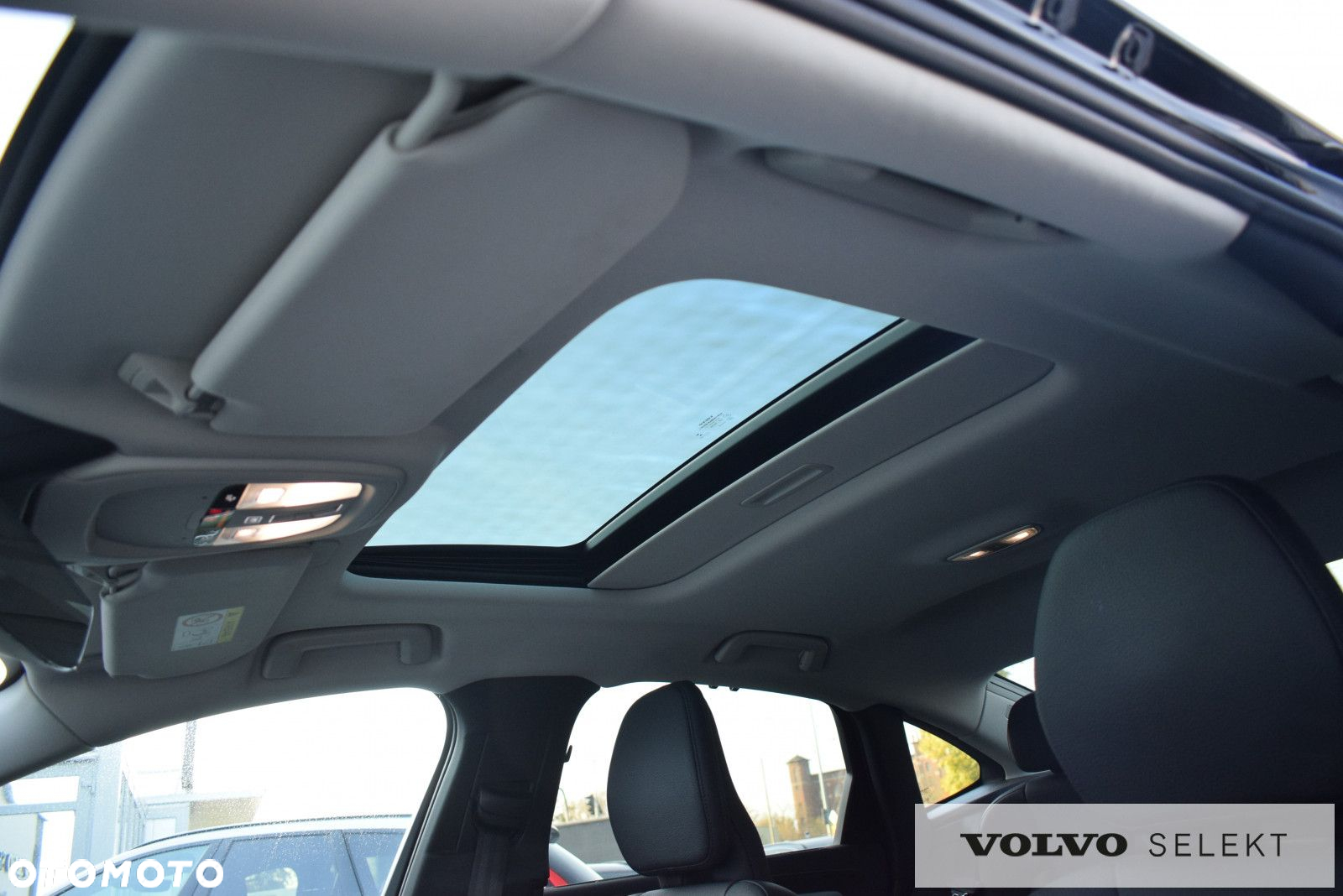 Volvo S90 - 25