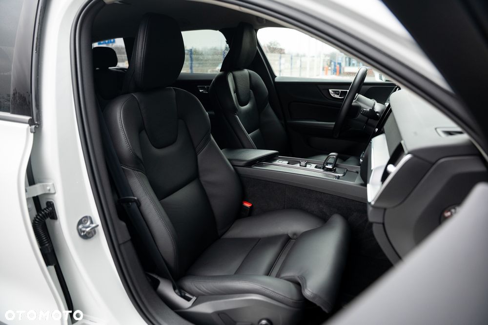 Volvo V60 B3 B Geartronic Momentum Pro - 25