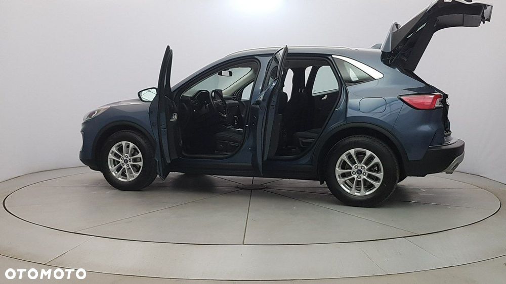 Ford Kuga - 11