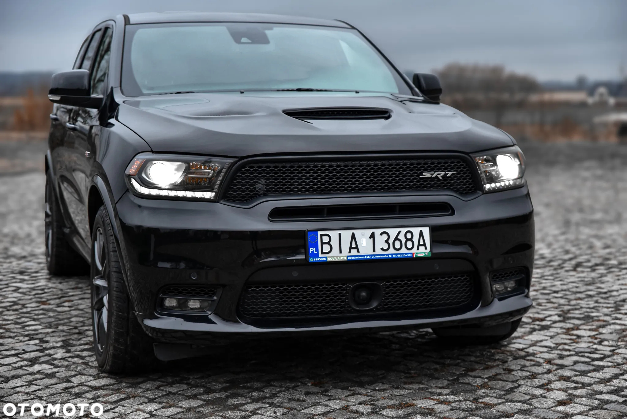 Dodge Durango 6.4 SRT - 16