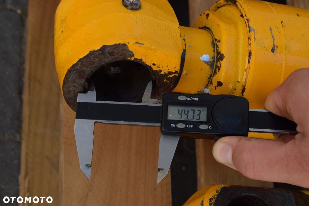 siłownik hydrauliczny - 3