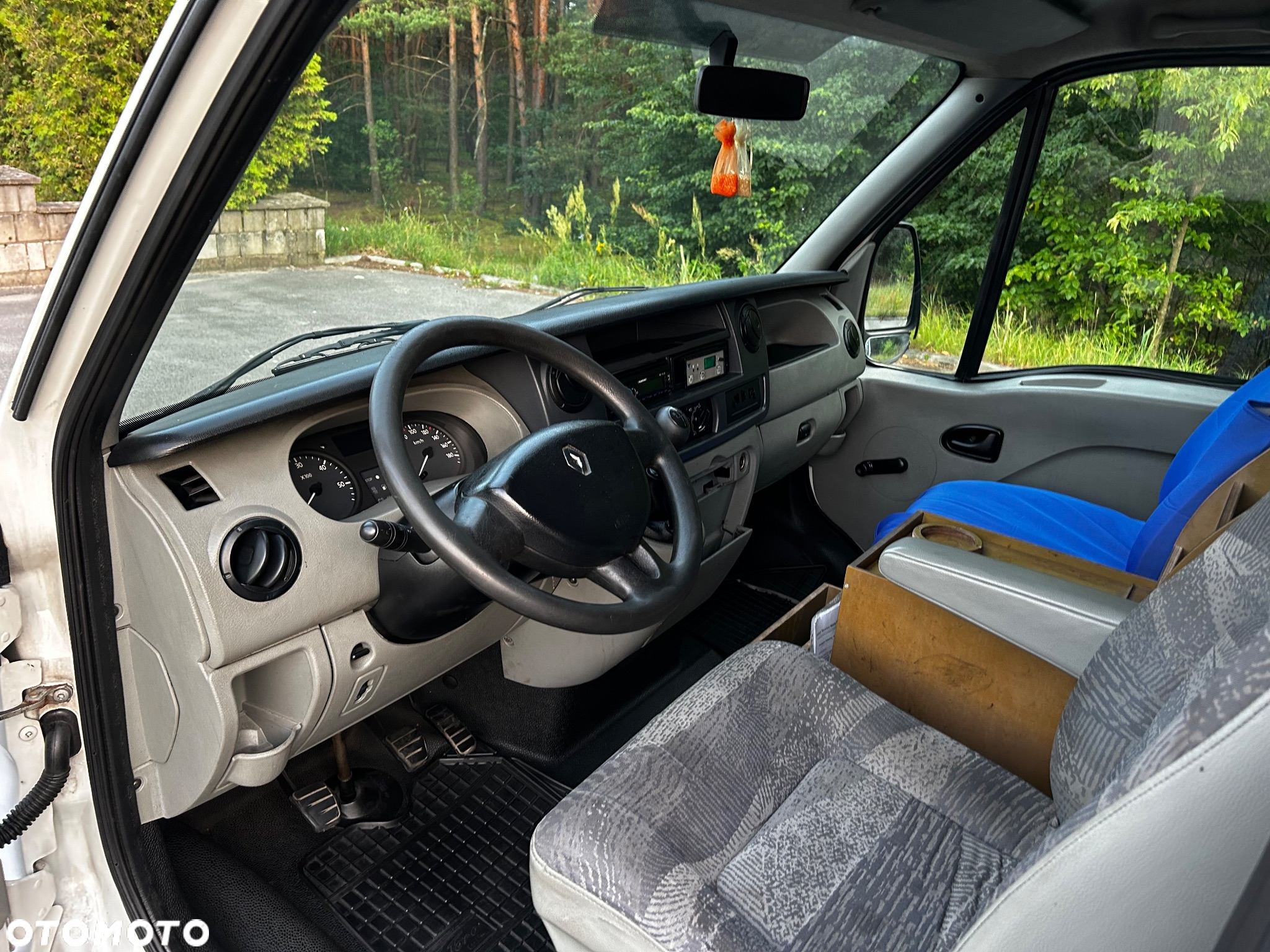 Renault Master 2.5 dCi L3H3 - 18