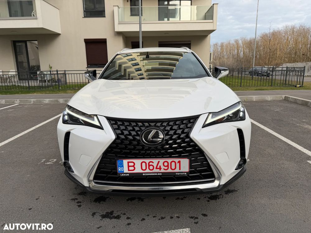 Lexus UX 250h FWD Business - 4
