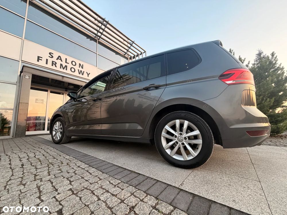 Volkswagen Touran 2.0 TDI BMT Highline - 18