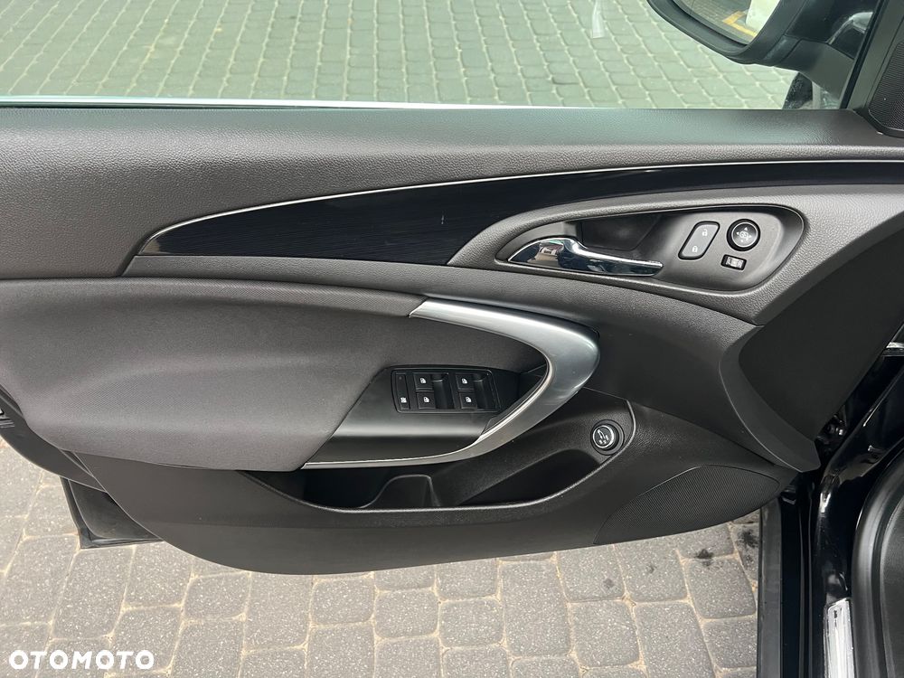 Opel Insignia - 14